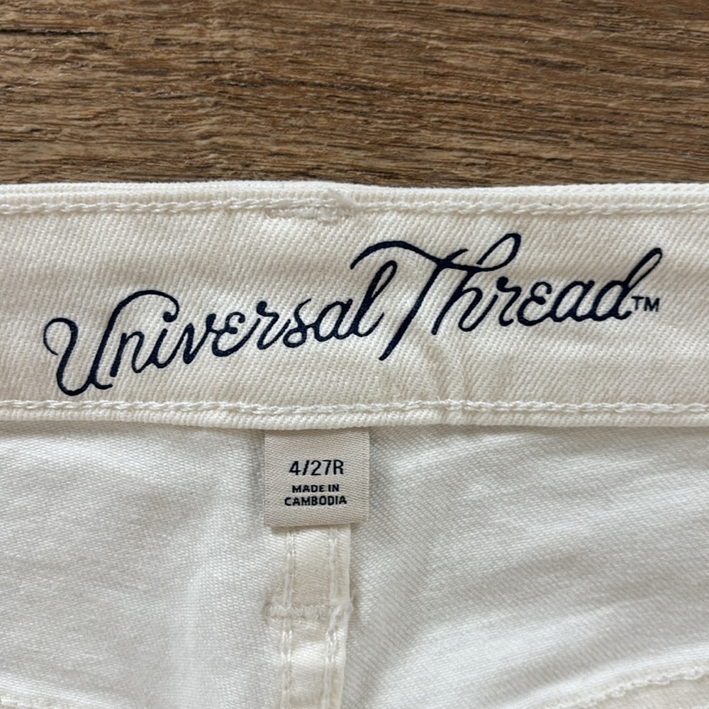 Universal Thread High Rise Jeans in Cream - Picture 3 of 8